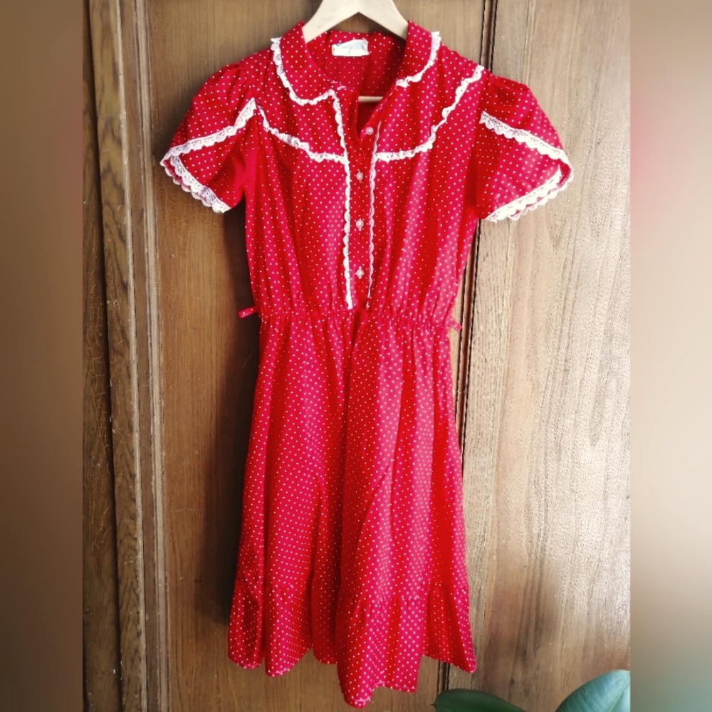 Sweet vintage red and white polka dot Sears dress